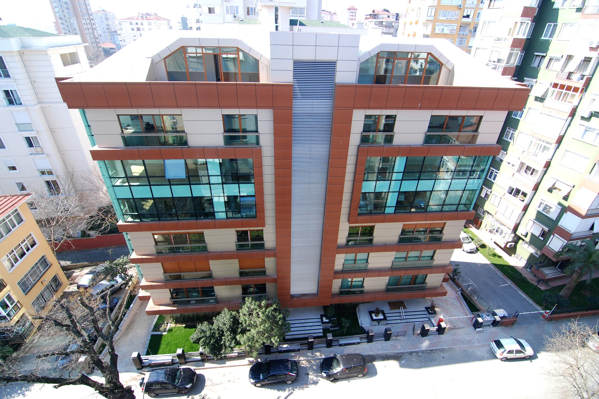 IŞIK APARTMANI